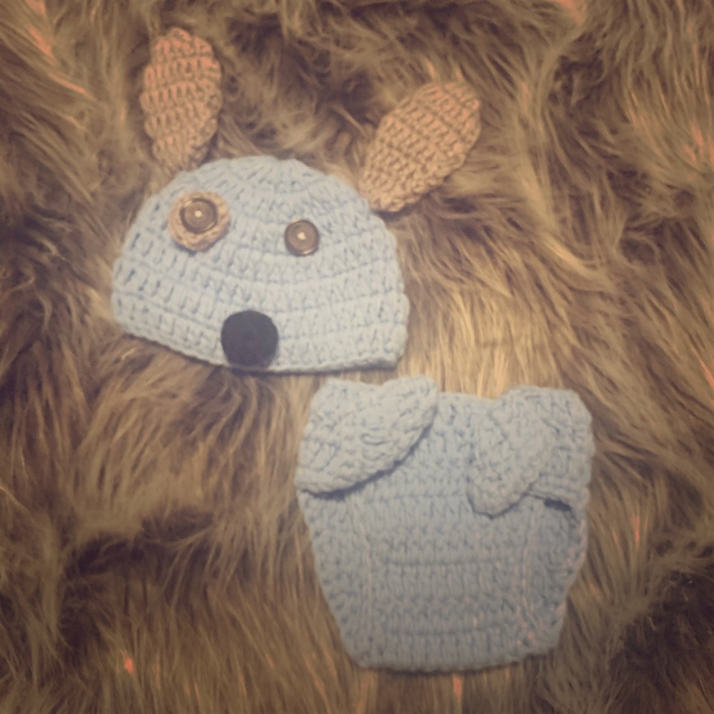 Newborn photo outfit